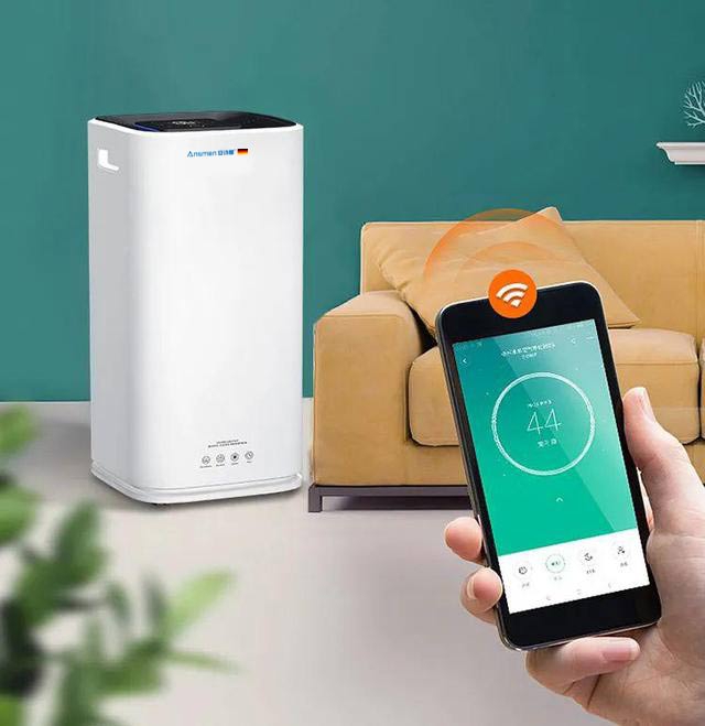 養(yǎng)雞潮濕怎么辦？除濕機選對是關鍵！